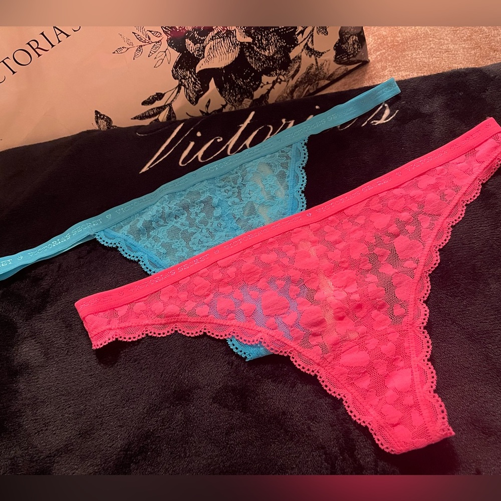 2 NWT Victoria’s Secret Thong Underwear’s